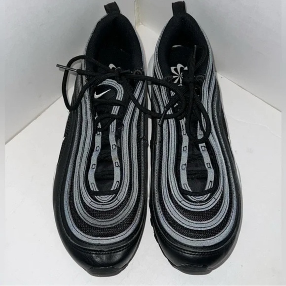 Women’s Nike Air Max 97 9.5 - Picture 4 of 7